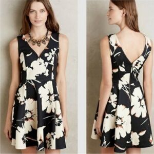 ANTHROPOLOGIE Maeve Floral V‑Neck Fit & Flare Dress with Cream and Rust Accents